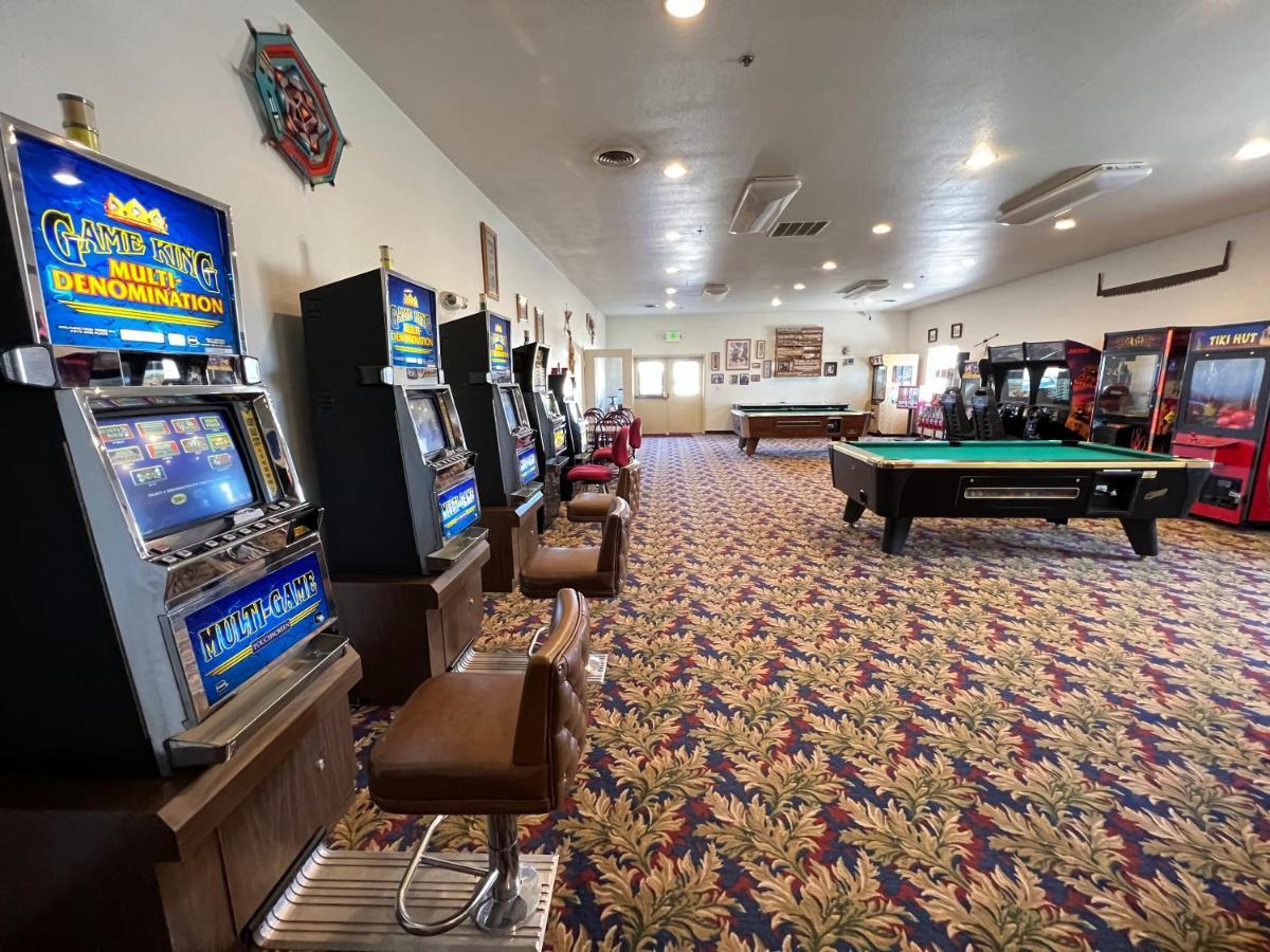 Border Inn Casino Baker Экстерьер фото