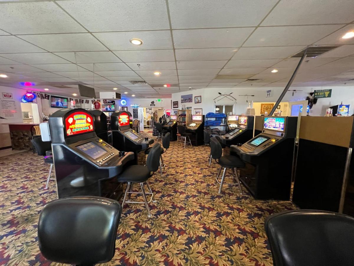 Border Inn Casino Baker Экстерьер фото